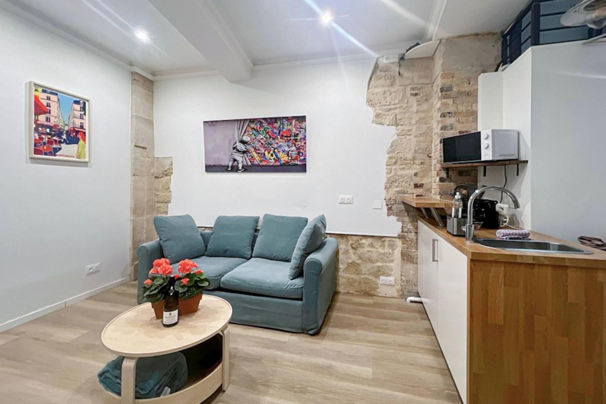 Ideally Located And Atypical Apartment In ปารีส ภายนอก รูปภาพ